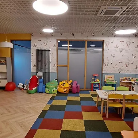 No 235 Apartament