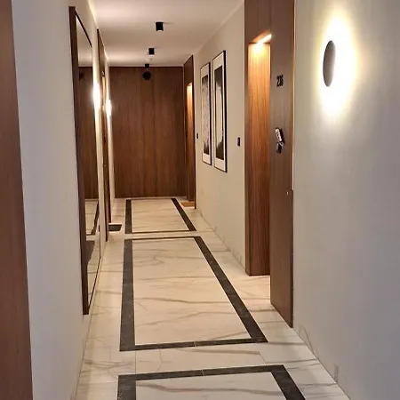 No 235 Apartament
